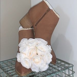 Seychelles preview cognac sherpa bootie